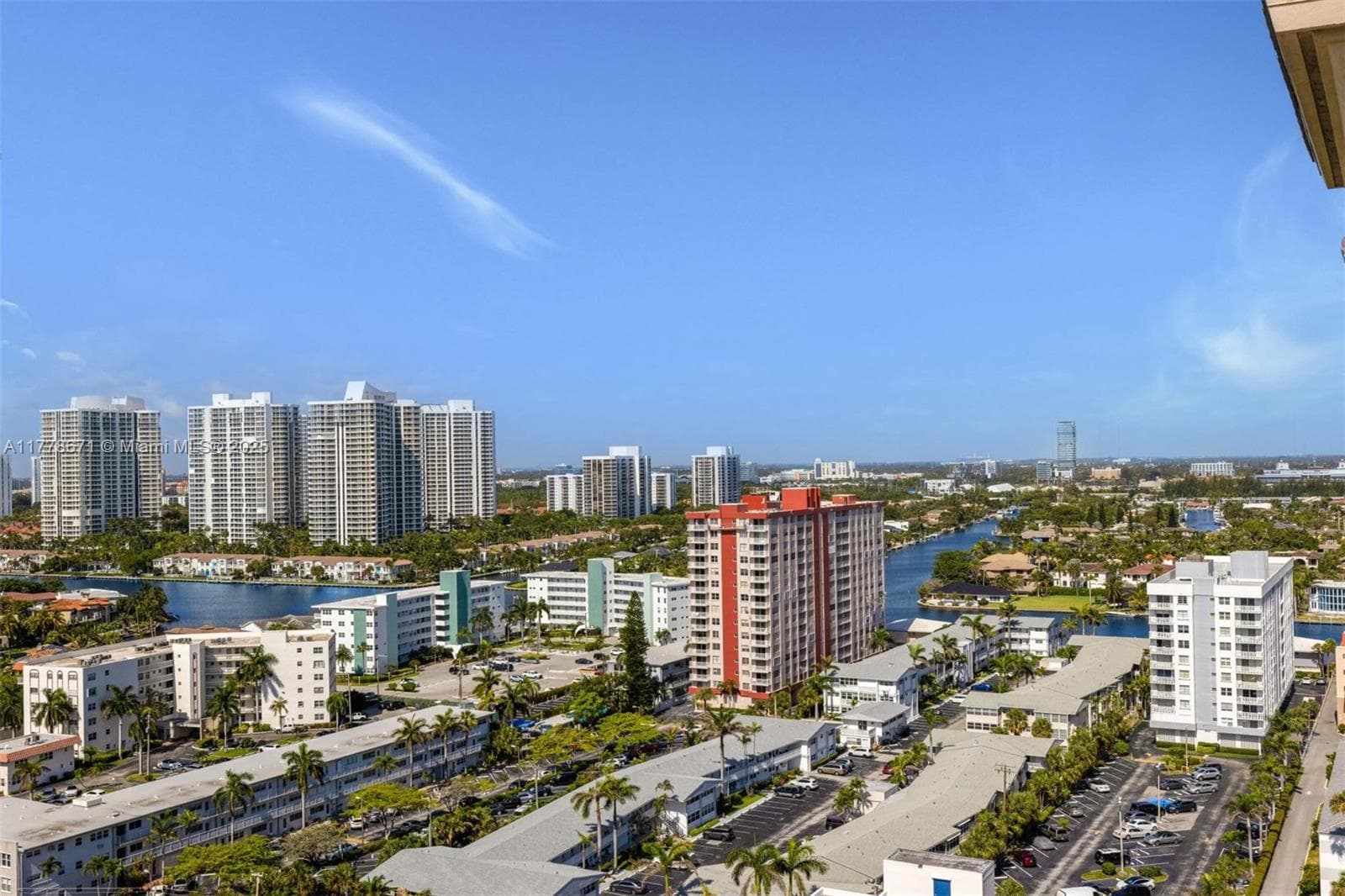 2080 S Ocean Dr PH9 photo 3