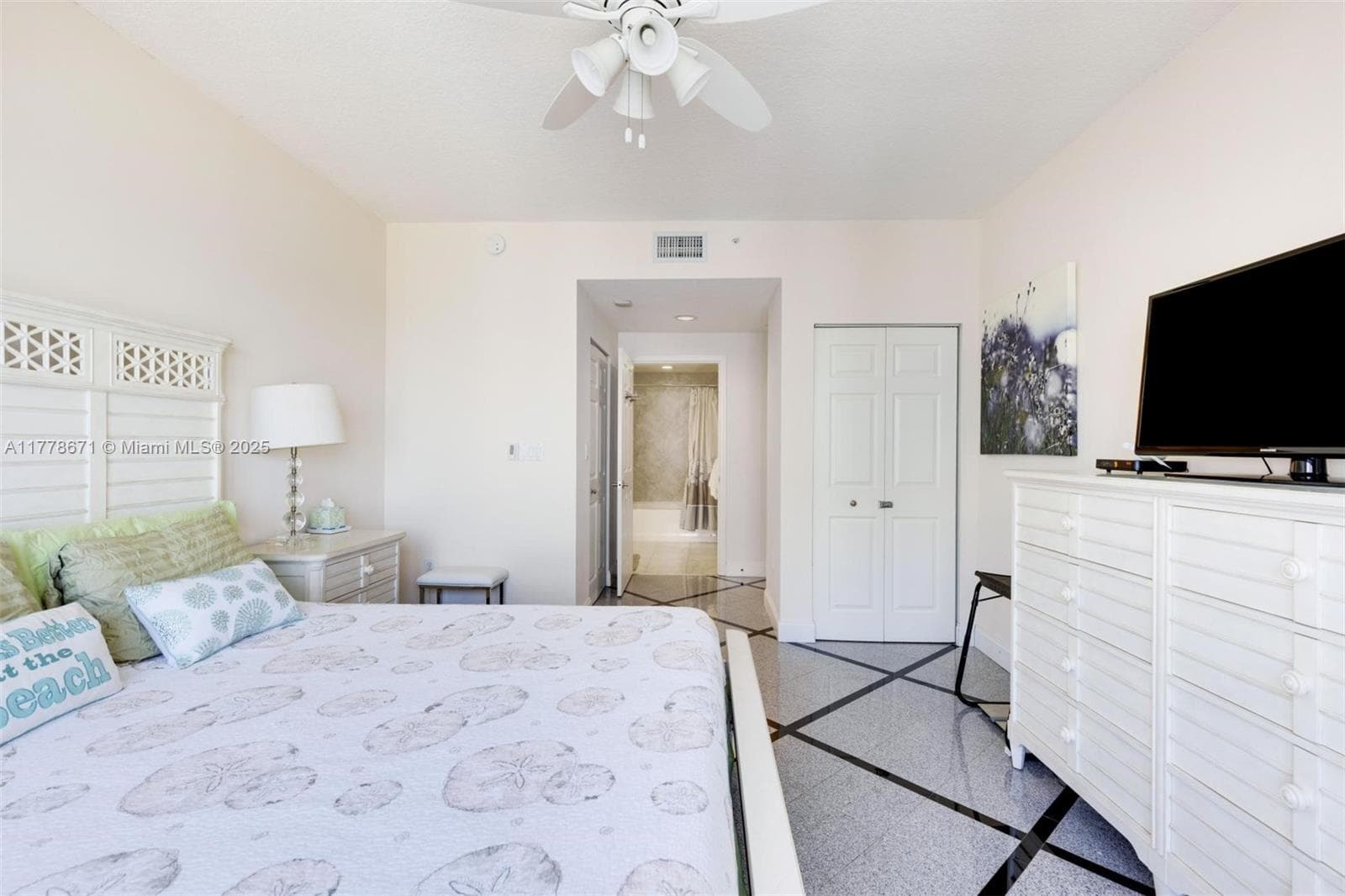 2080 S Ocean Dr PH9 photo 5