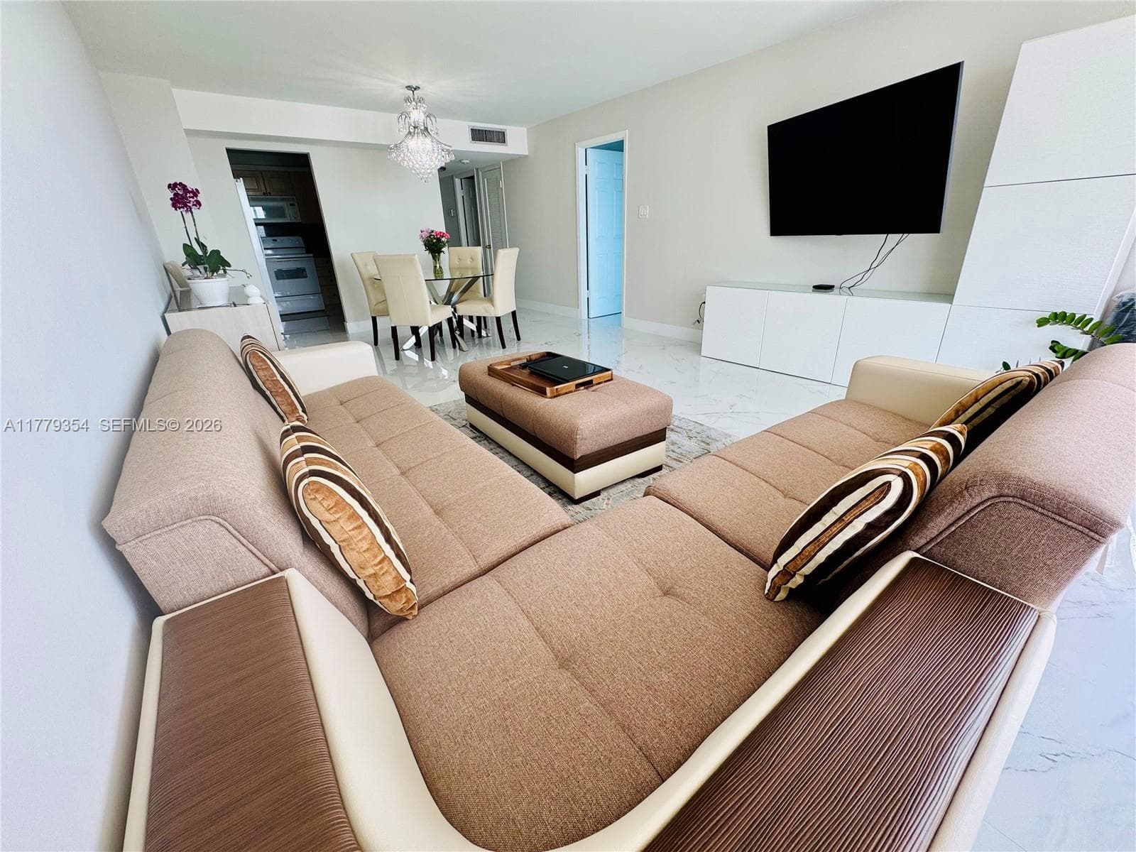18071 Biscayne Blvd 1503 photo 4