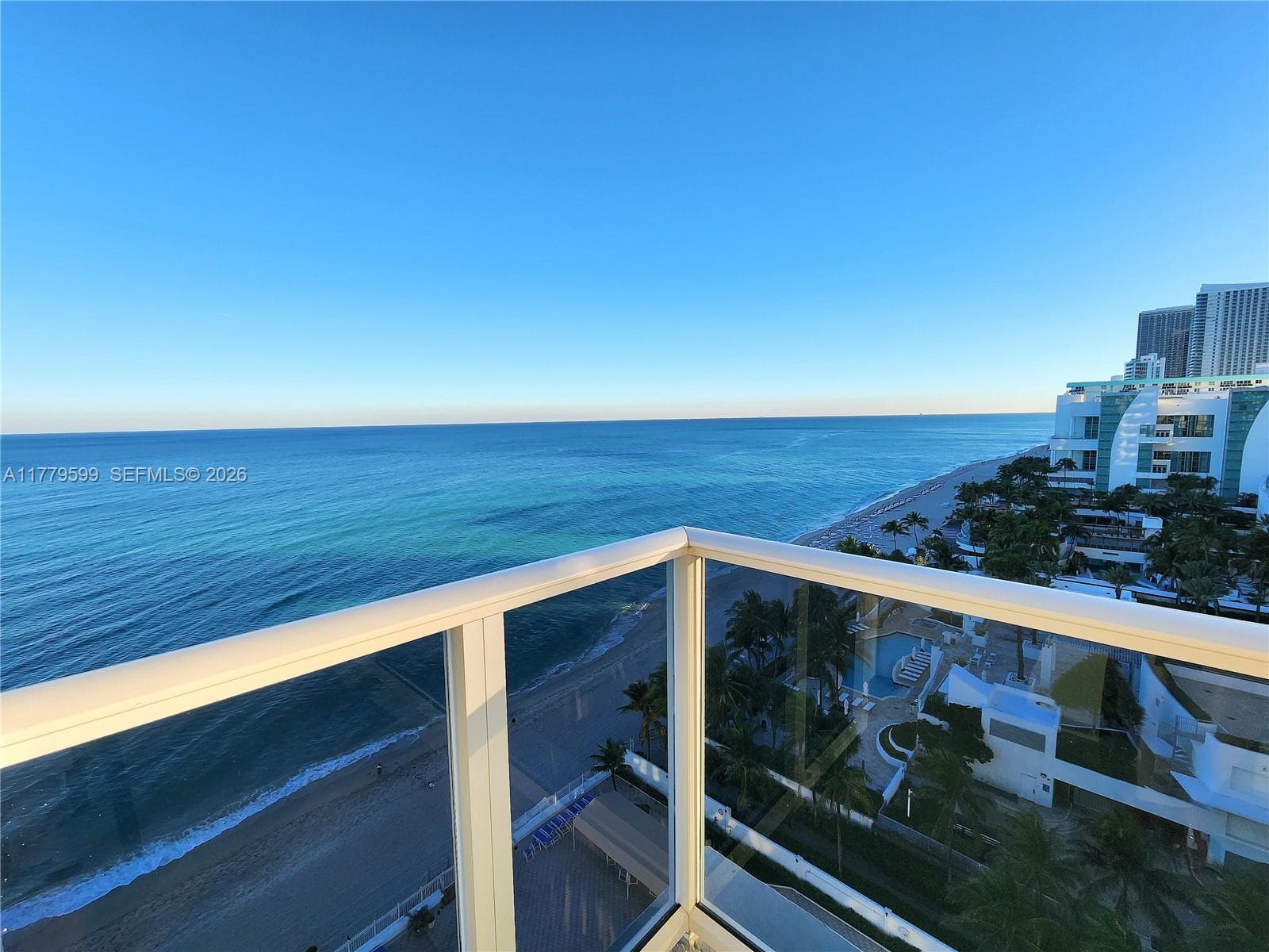 3505 S Ocean Dr 1214 photo 1