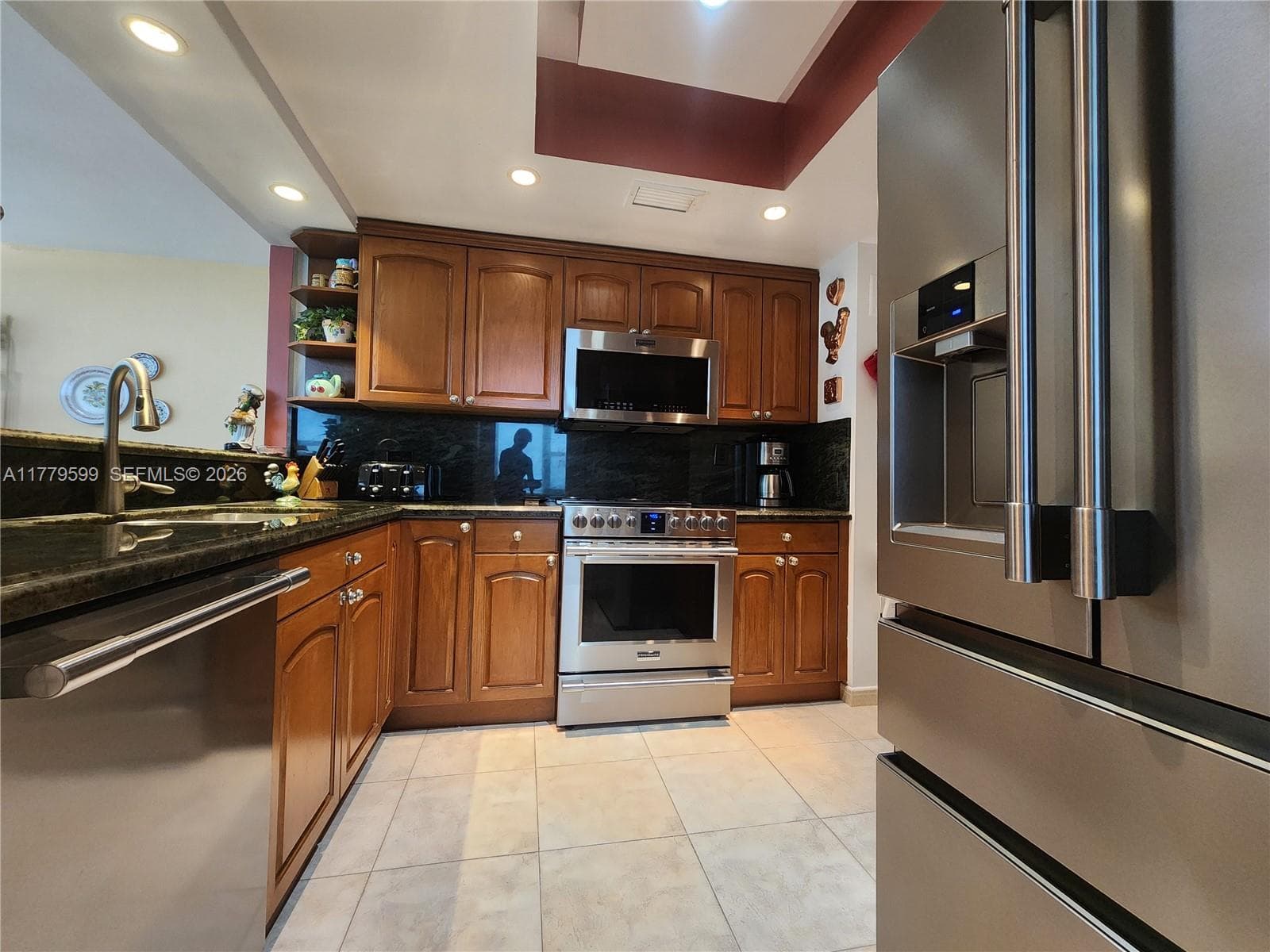 3505 S Ocean Dr 1214 photo 14