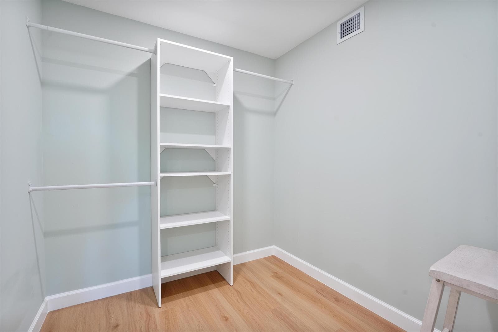 801 Lake Shore Drive 112 photo 16