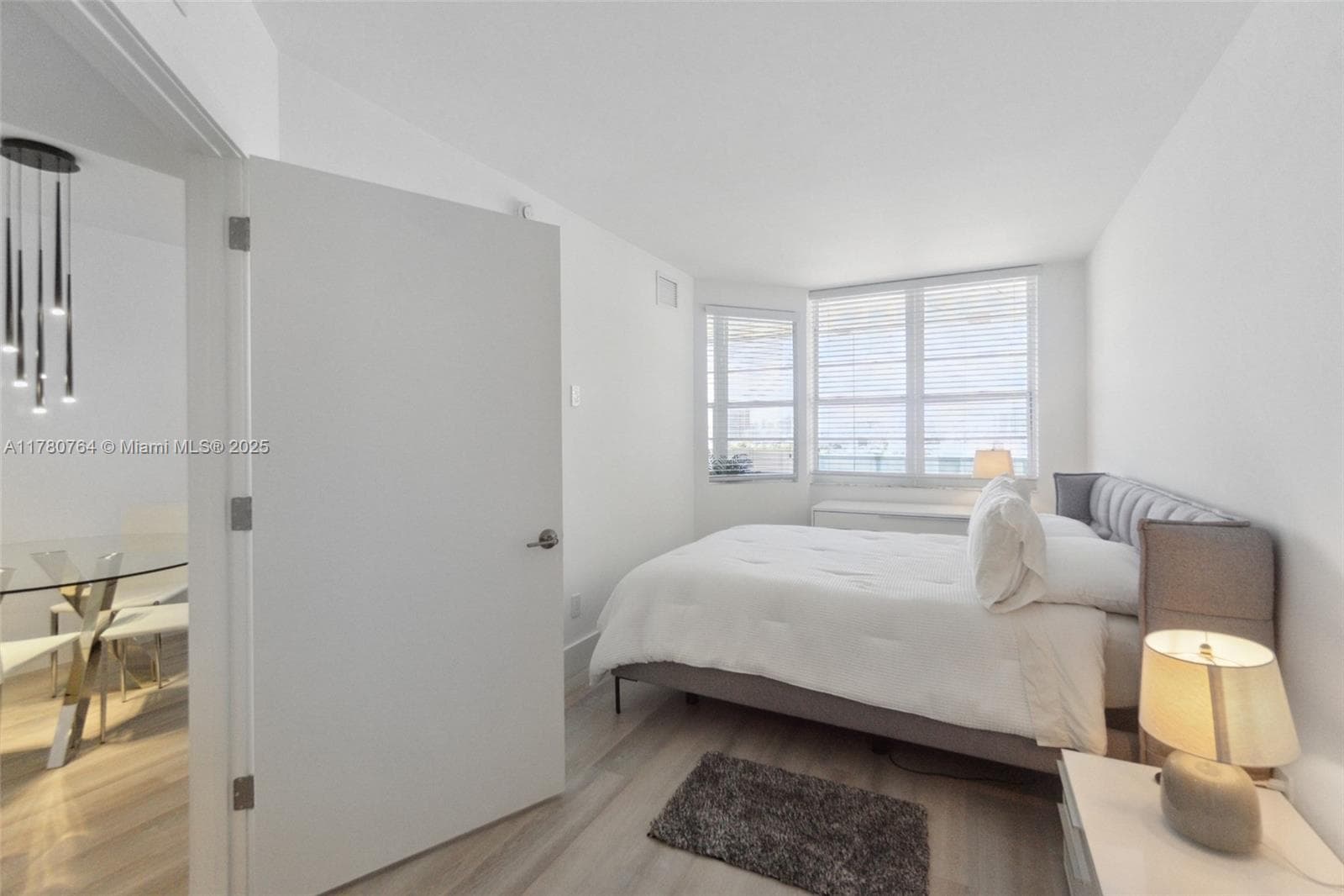 100 Lincoln Rd 1218 photo 12