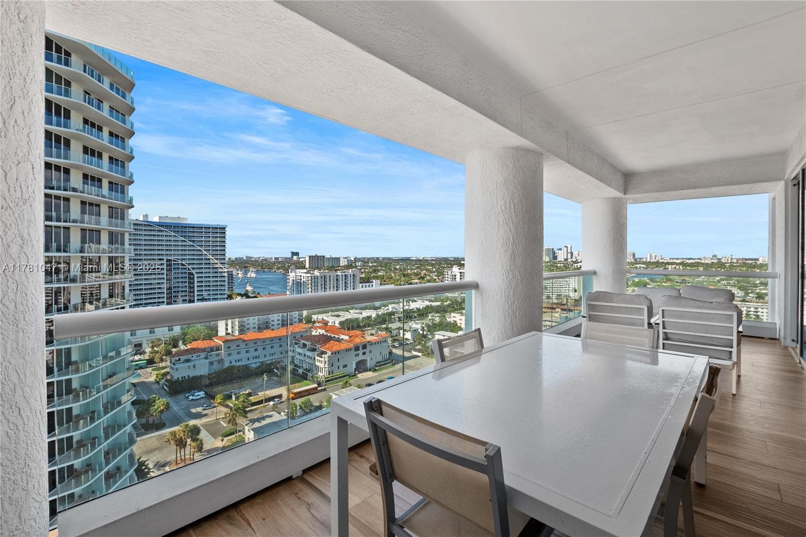 551 N Fort Lauderdale Beach Blvd H1705 photo 3