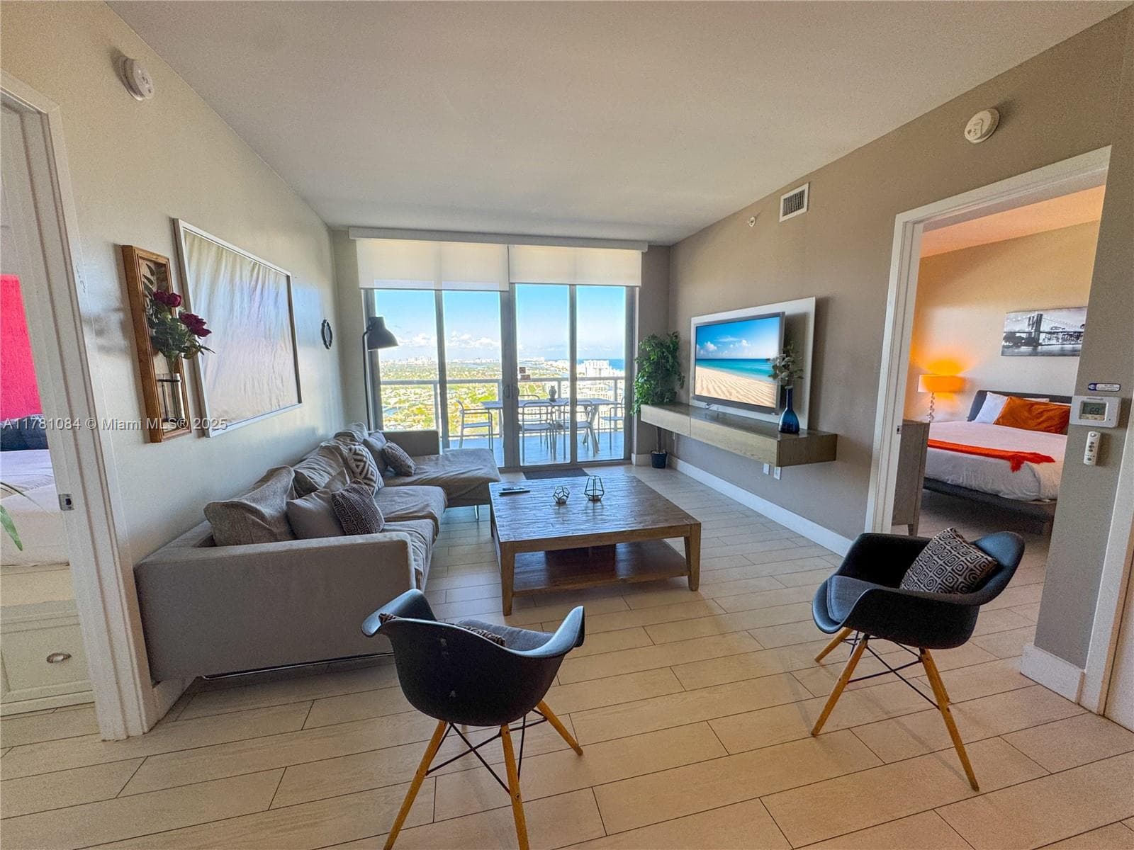 2600 E Hallandale Beach Blvd T3208 photo 1