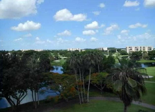14527 Bonaire Boulevard 207 photo 3