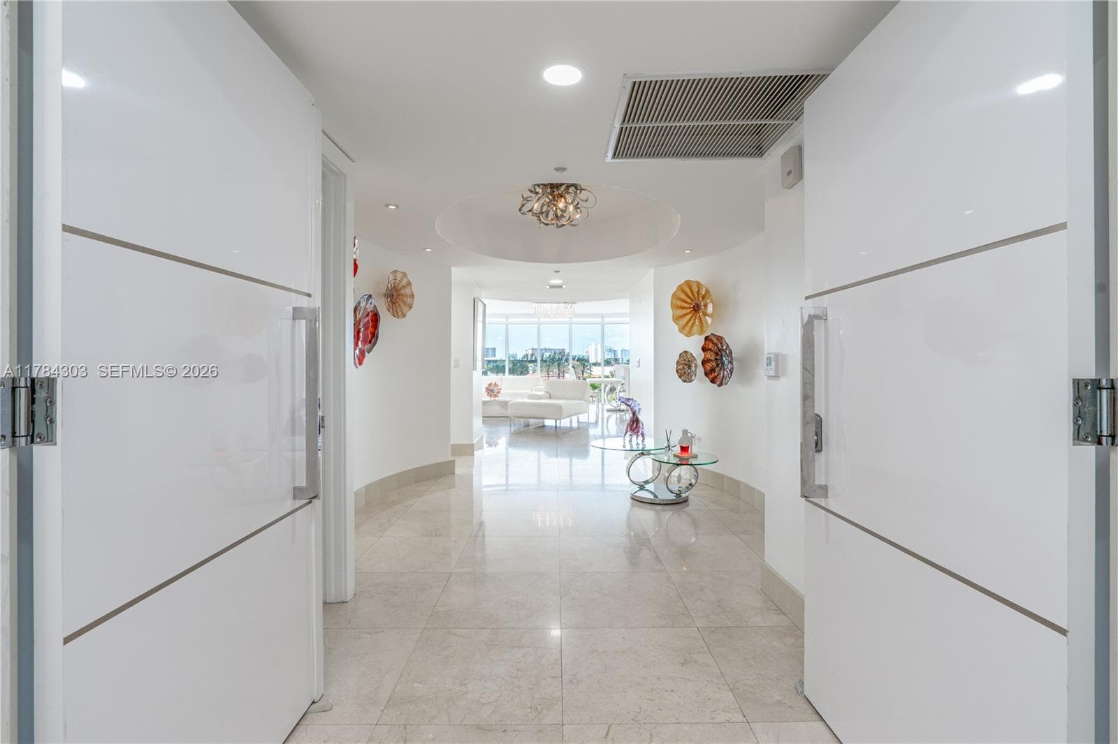 18911 Collins Ave 405 photo 6