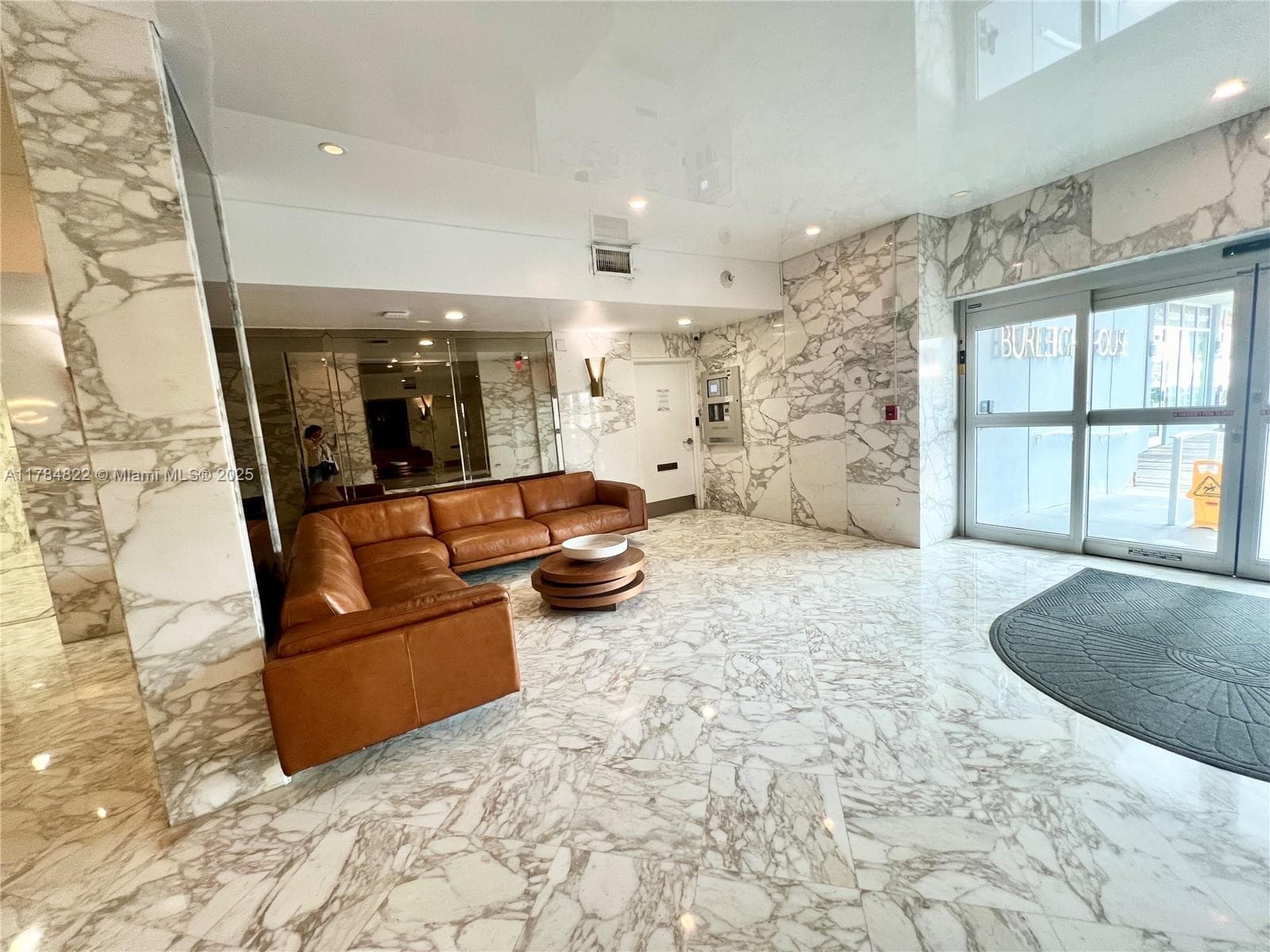 7135 Collins Ave 621 photo 12