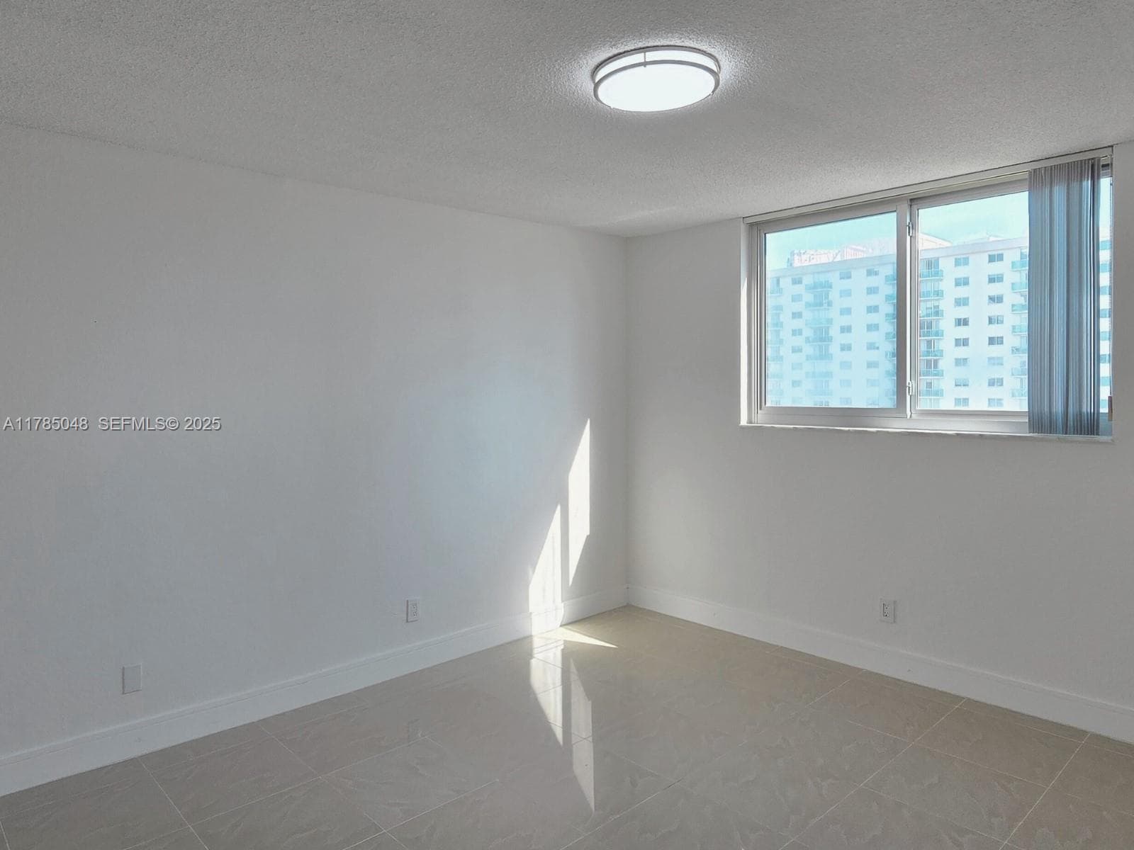 19380 Collins Ave 1002 photo 13