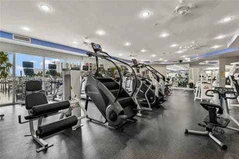 3370 Hidden Bay Dr 610 photo 6