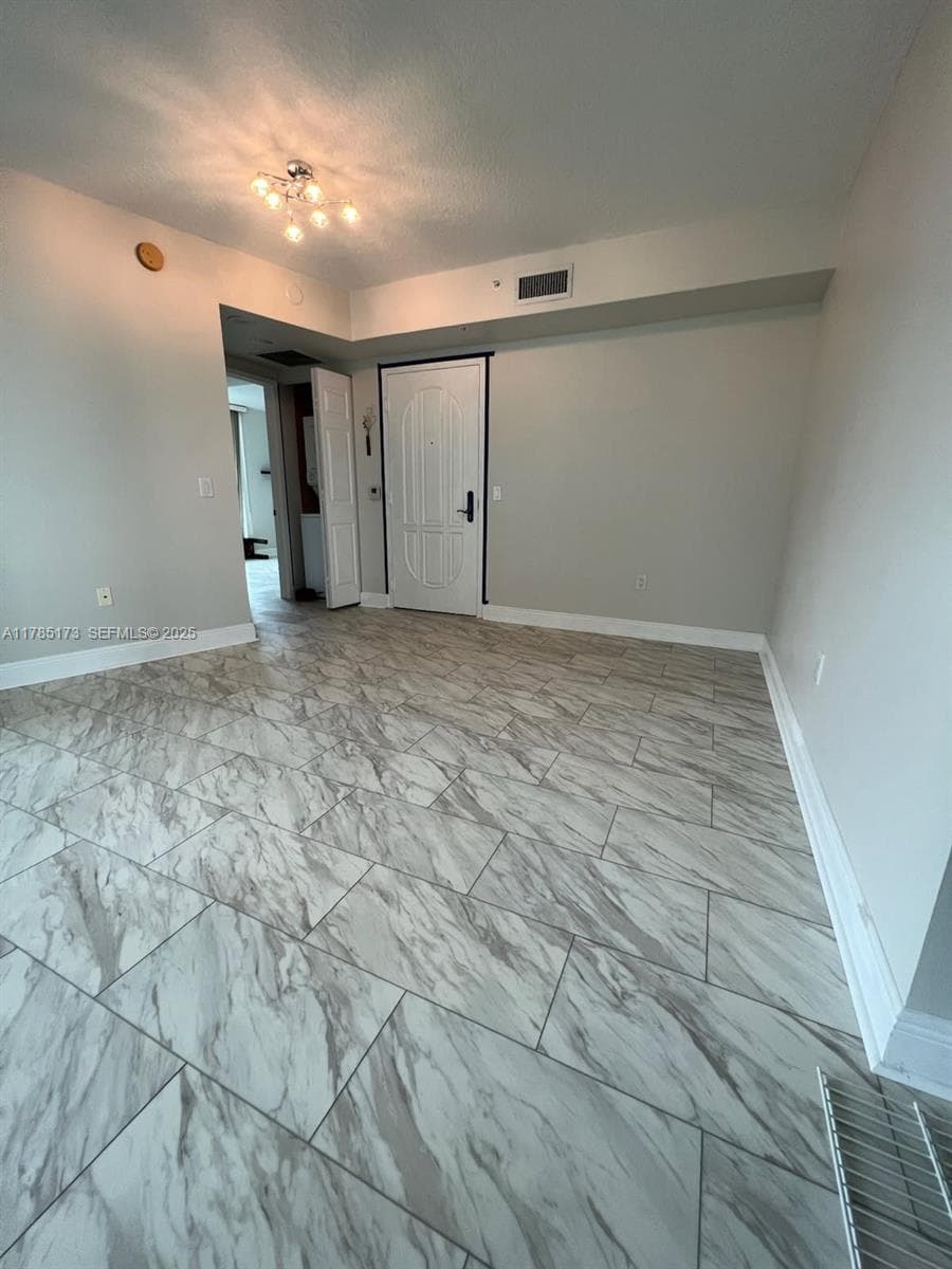 3370 Hidden Bay Dr 610 photo 17