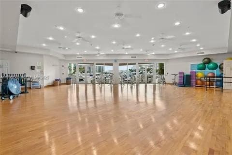 3370 Hidden Bay Dr 610 photo 7