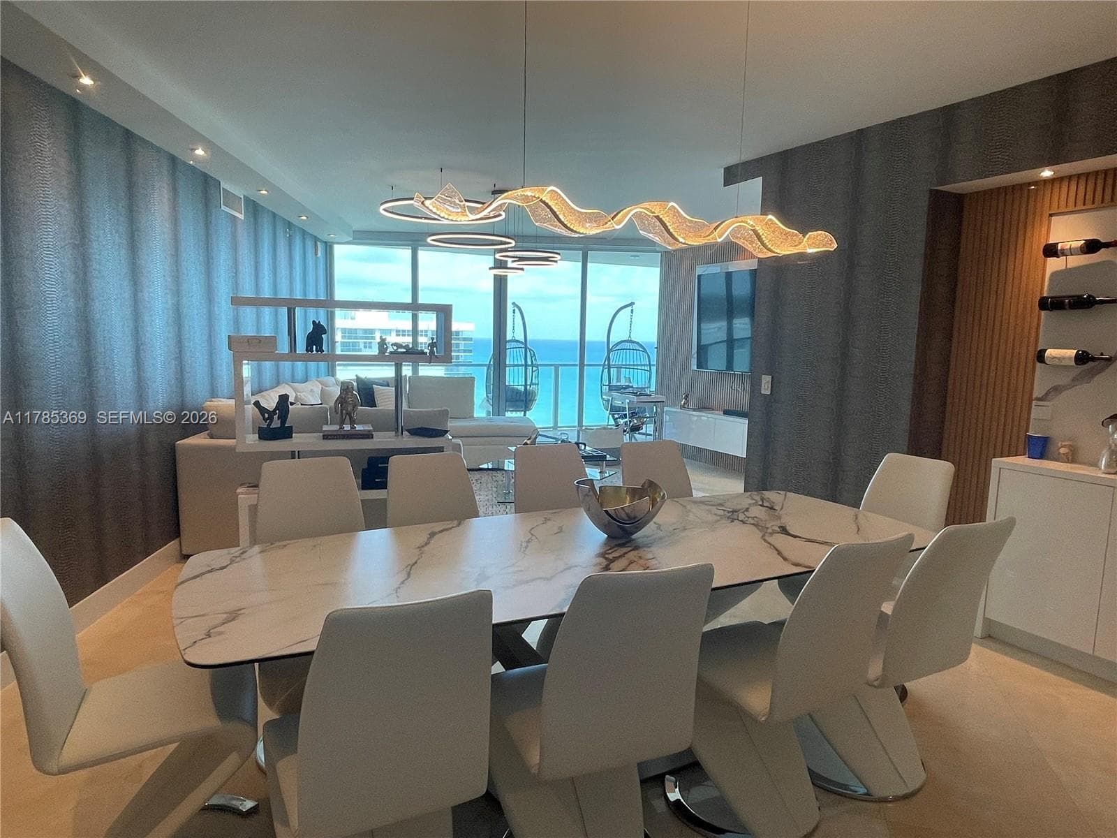 3101 Ocean Dr 1707 photo 8