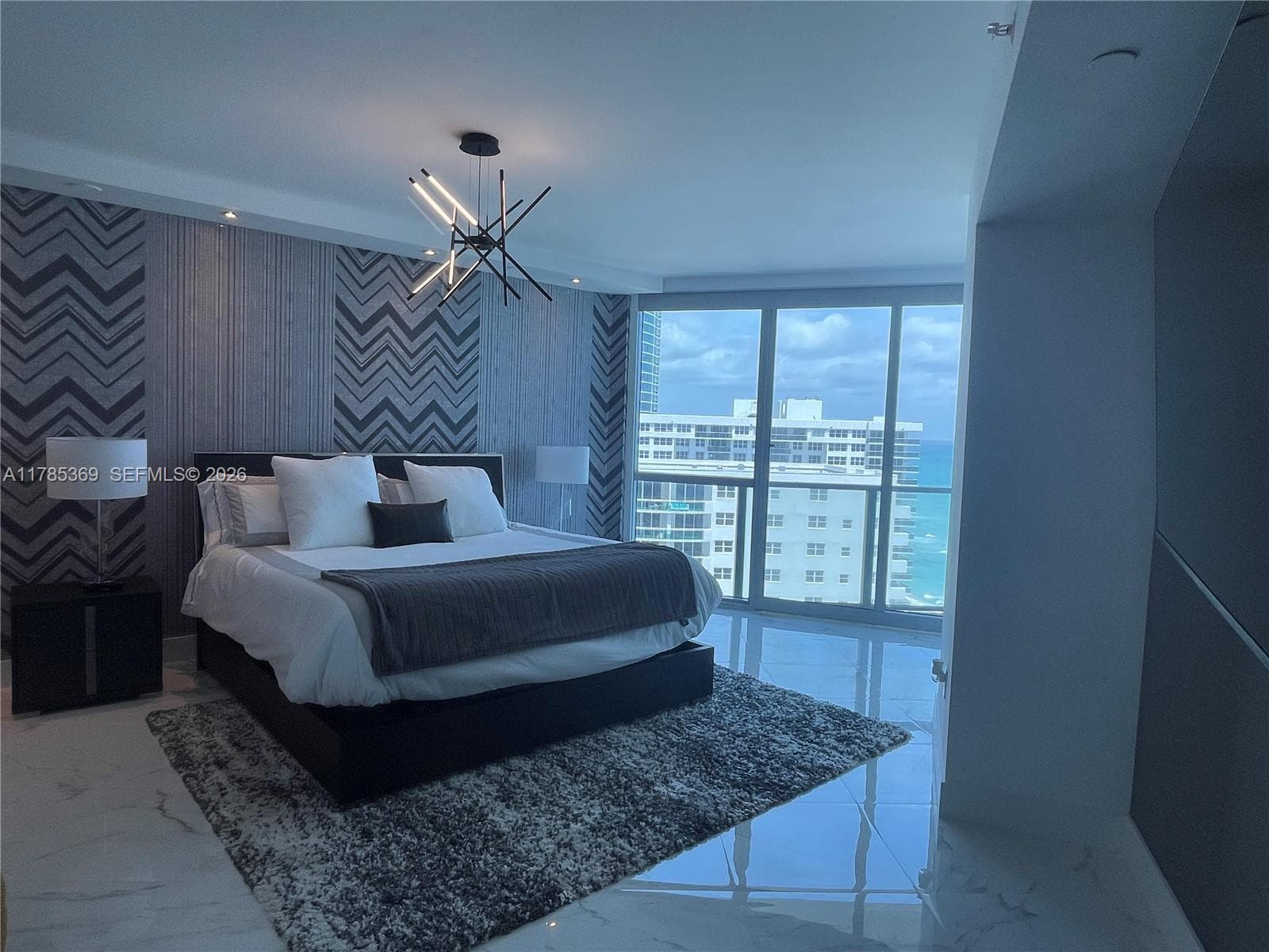 3101 Ocean Dr 1707 photo 21
