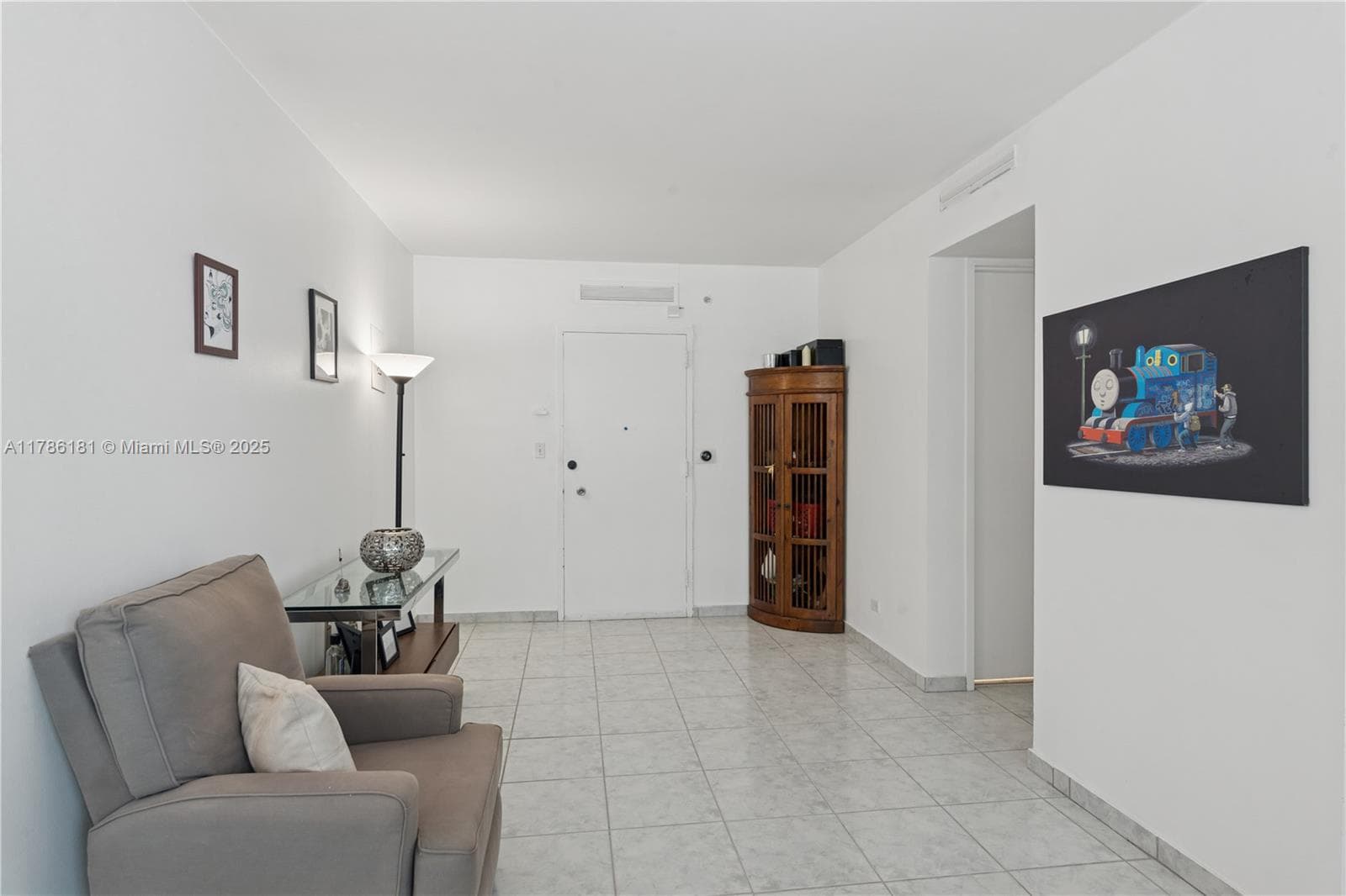 5055 Collins Ave 5F photo 7
