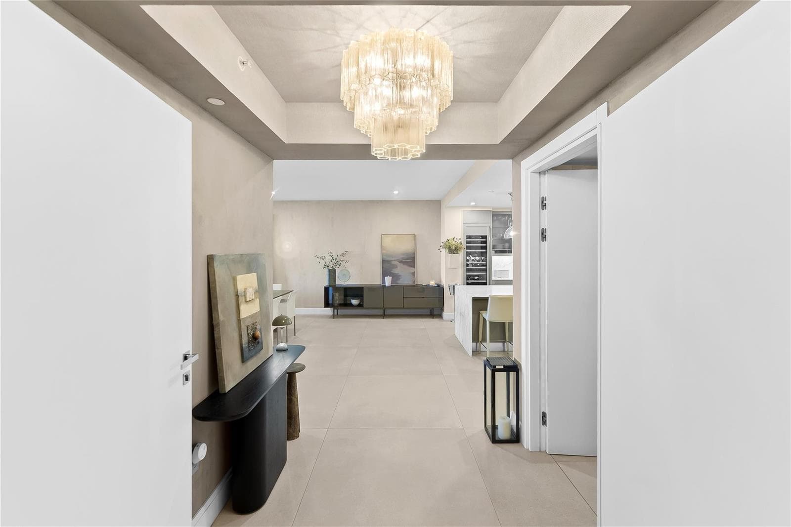435 Bayshore Drive 702 photo 24