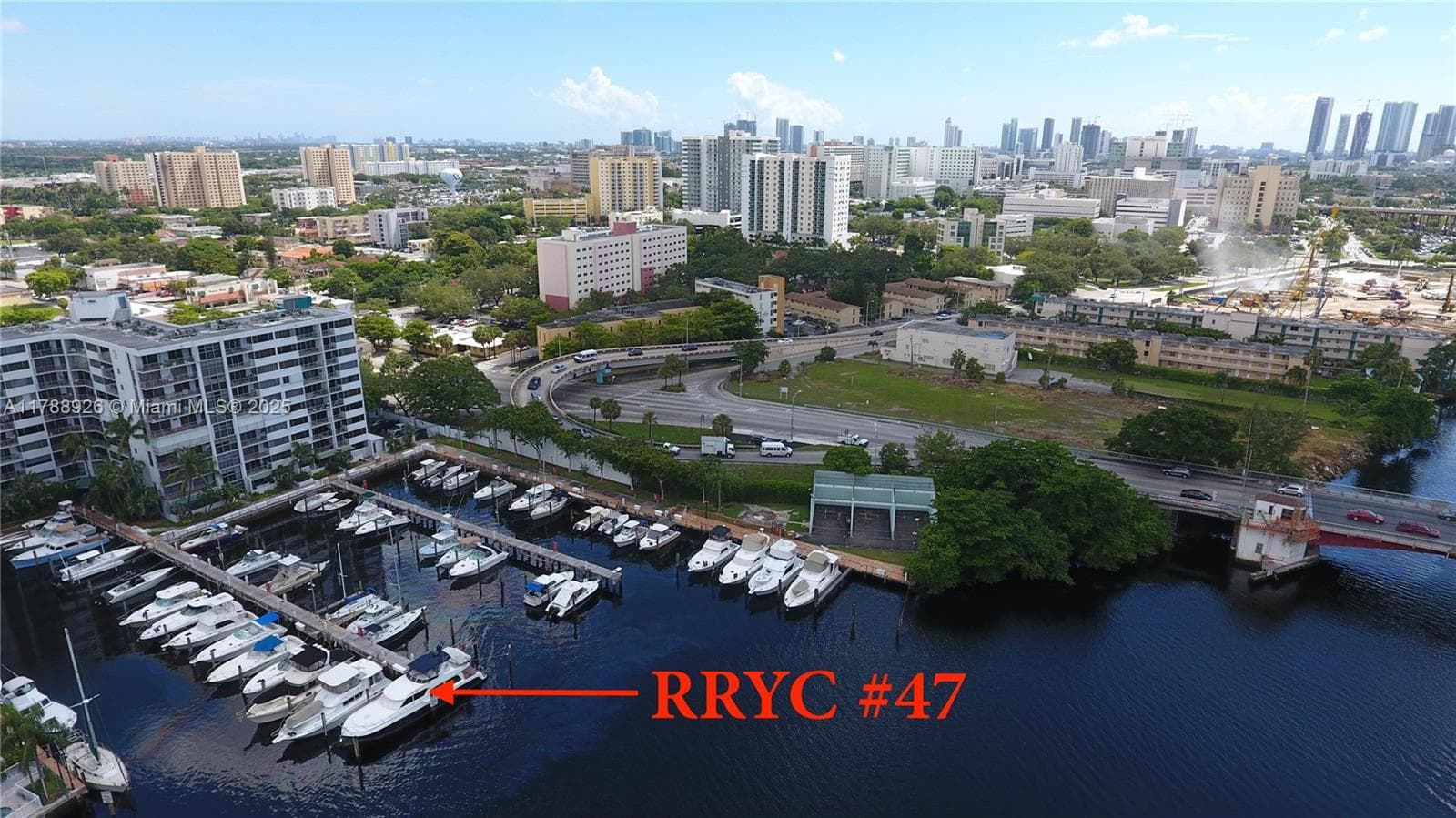 1700 NW N River Dr photo 2
