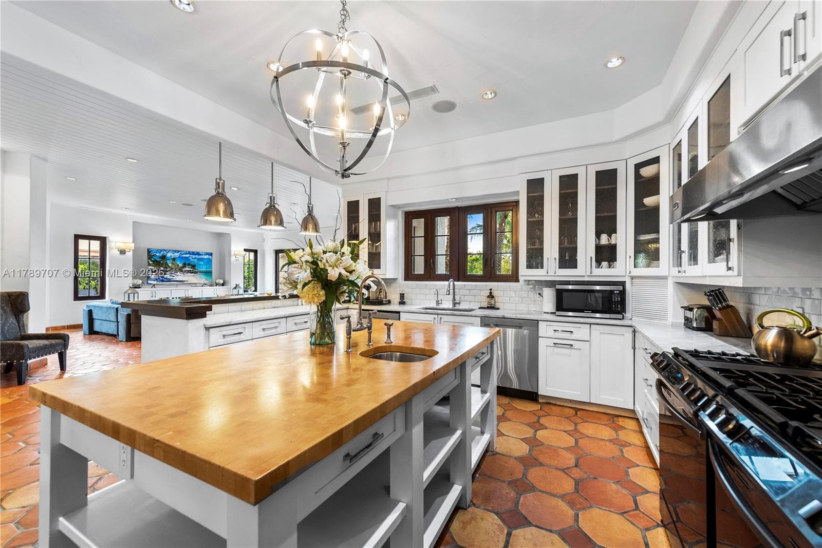 1201 83rd St photo 17