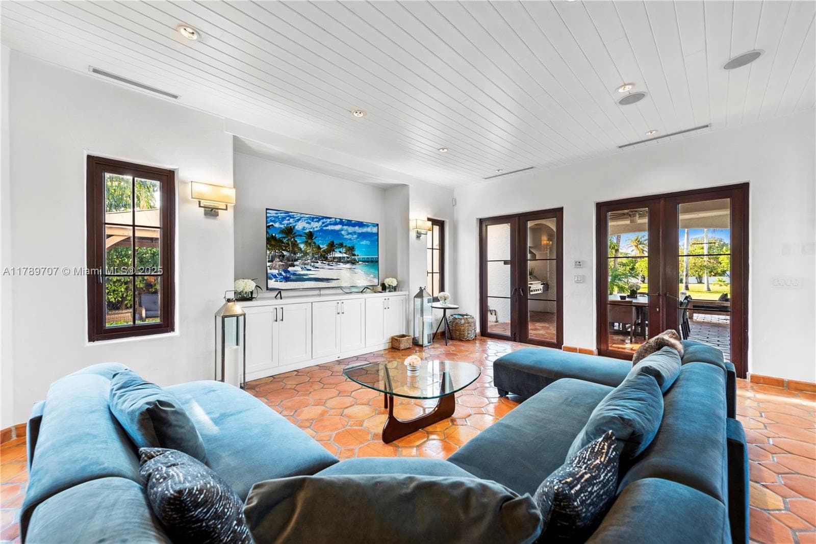 1201 83rd St photo 12