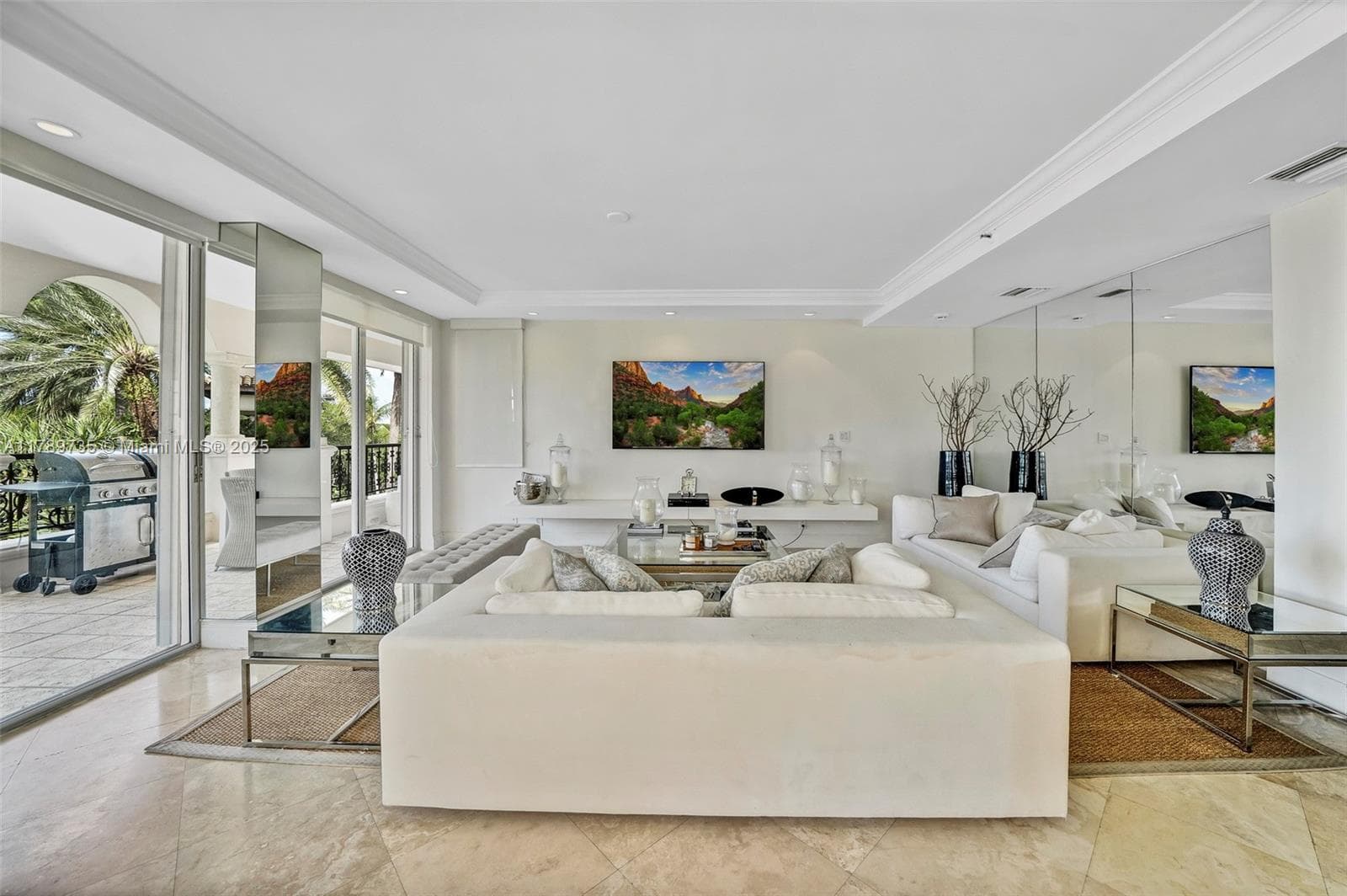 19237 Fisher Island Dr 19237 photo 6