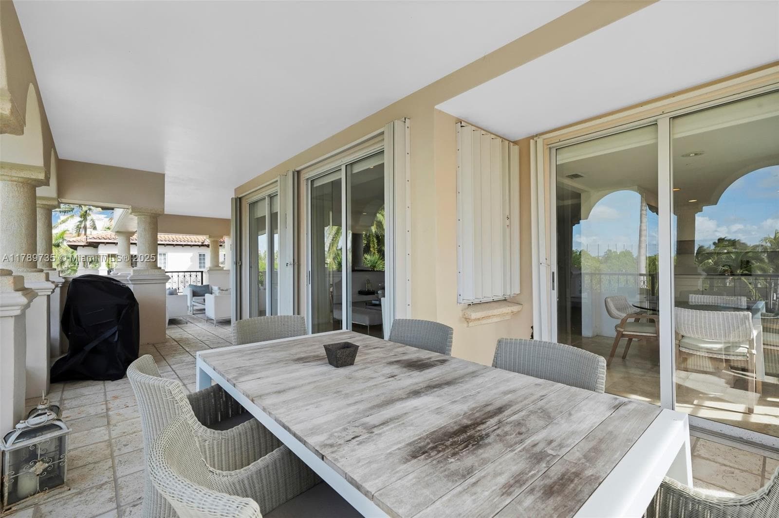 19237 Fisher Island Dr 19237 photo 19