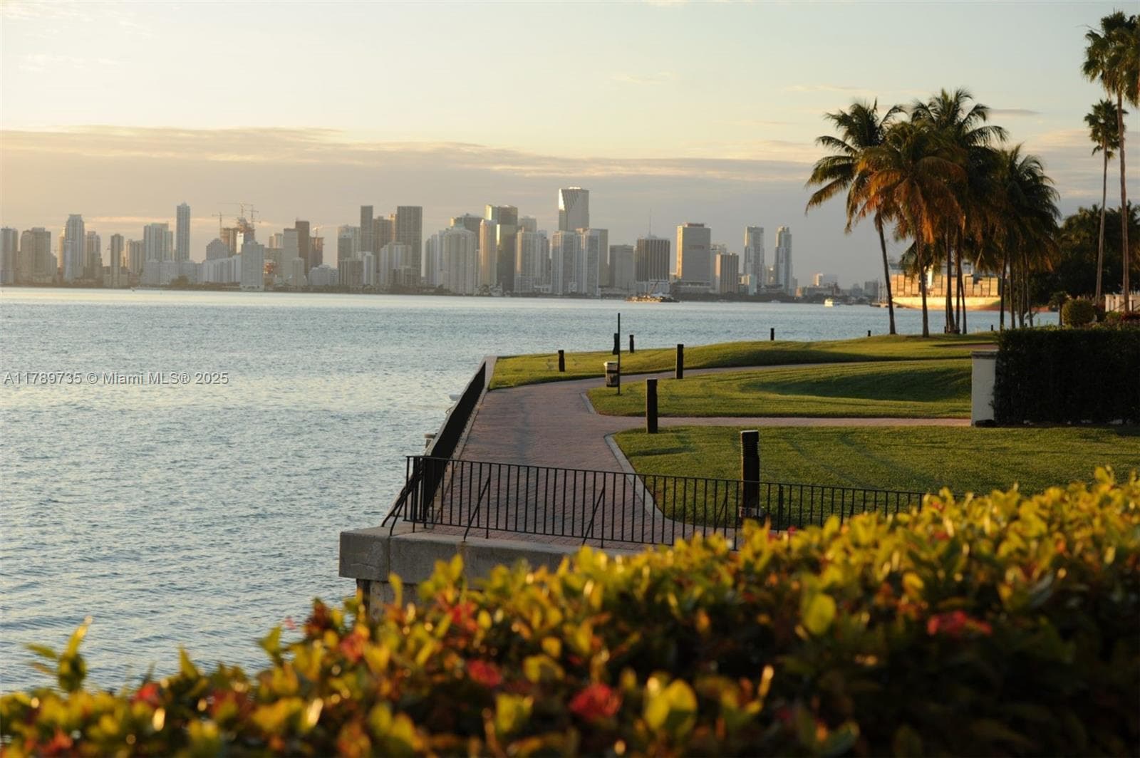 19237 Fisher Island Dr 19237 photo 4