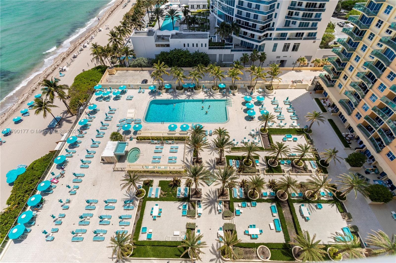 2501 Ocean Dr 1614 photo 5