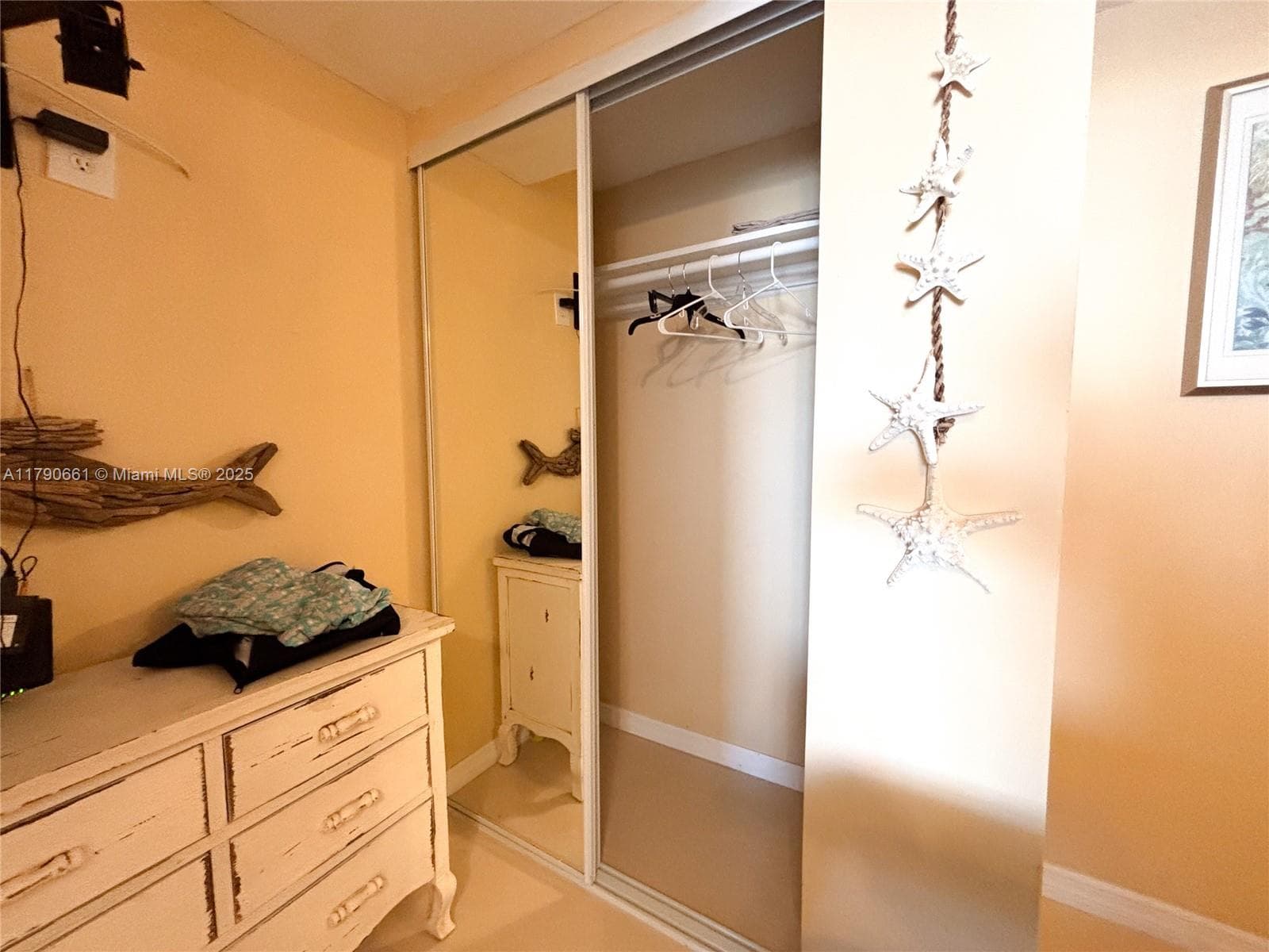 251 174th St 2219 photo 10