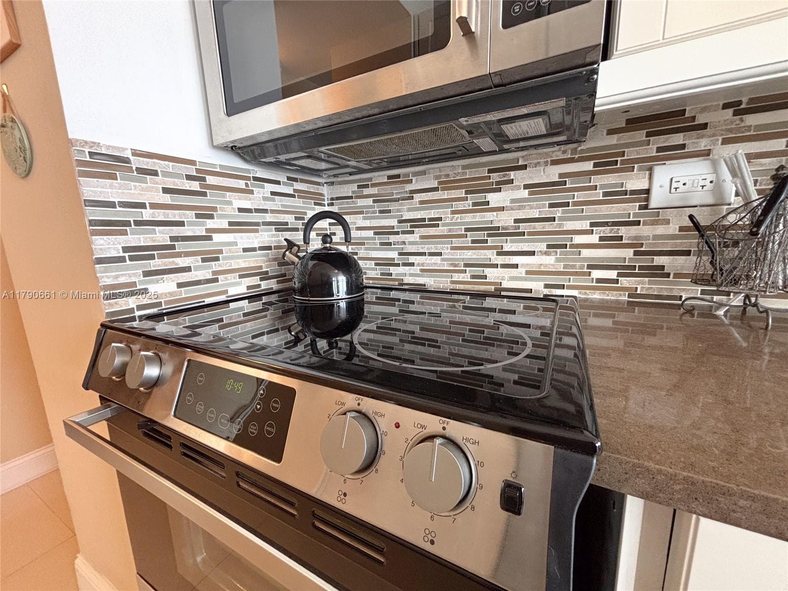 251 174th St 2219 photo 14