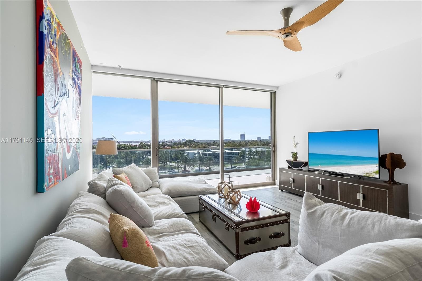 10201 Collins Ave 605 photo 8