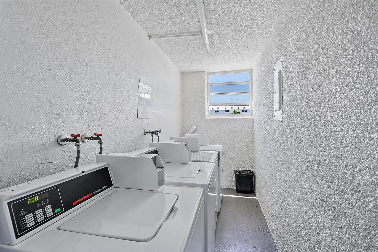 109 Paradise Harbour Boulevard 307 photo 20