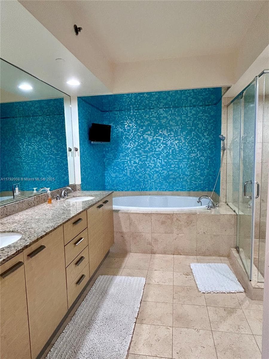 1830 S Ocean Dr 4106 photo 12
