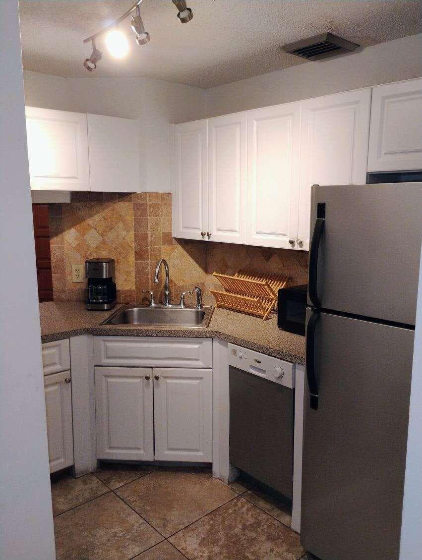 1827 Middle River Drive 4 photo 5