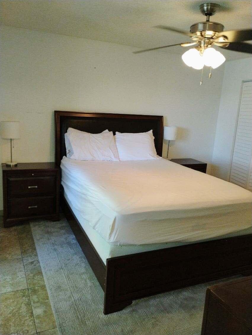 1827 Middle River Drive 4 photo 9