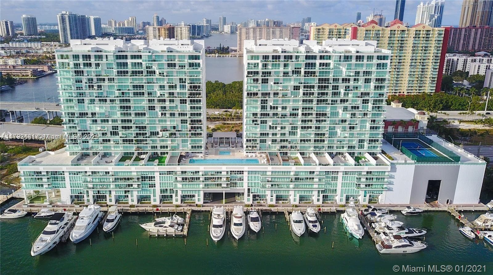 400 Sunny Isles Blvd photo 5