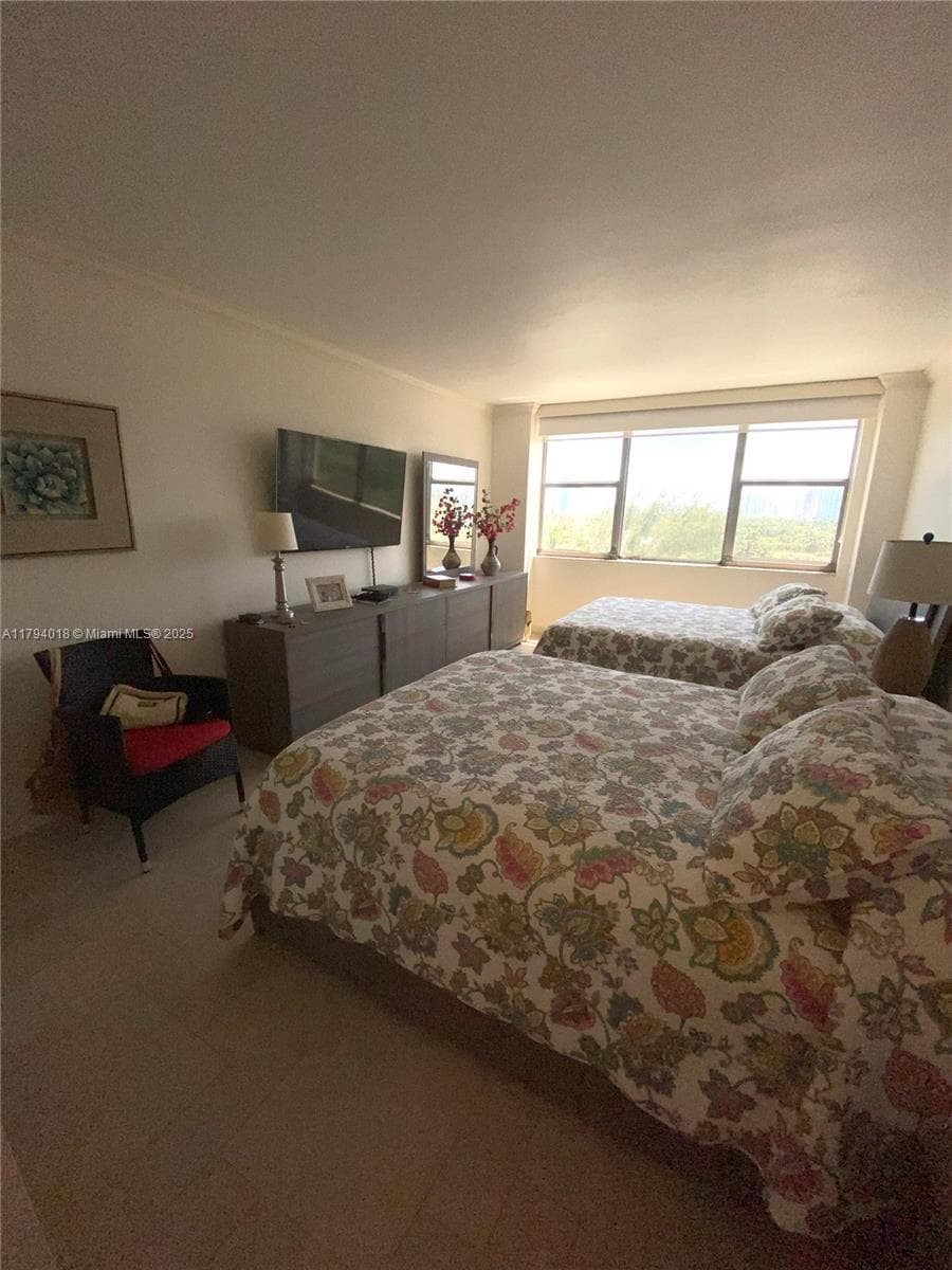 3180 S Ocean Dr 716 photo 10