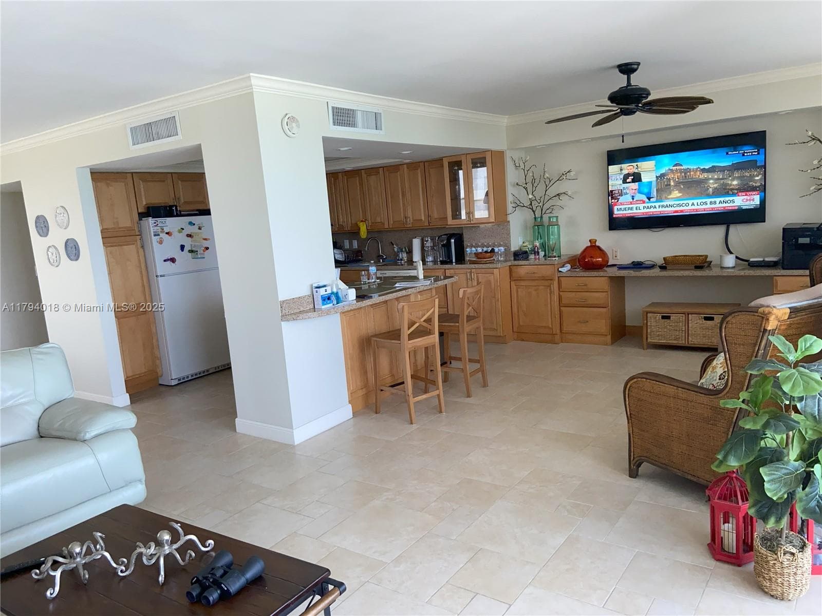 3180 S Ocean Dr 716 photo 8