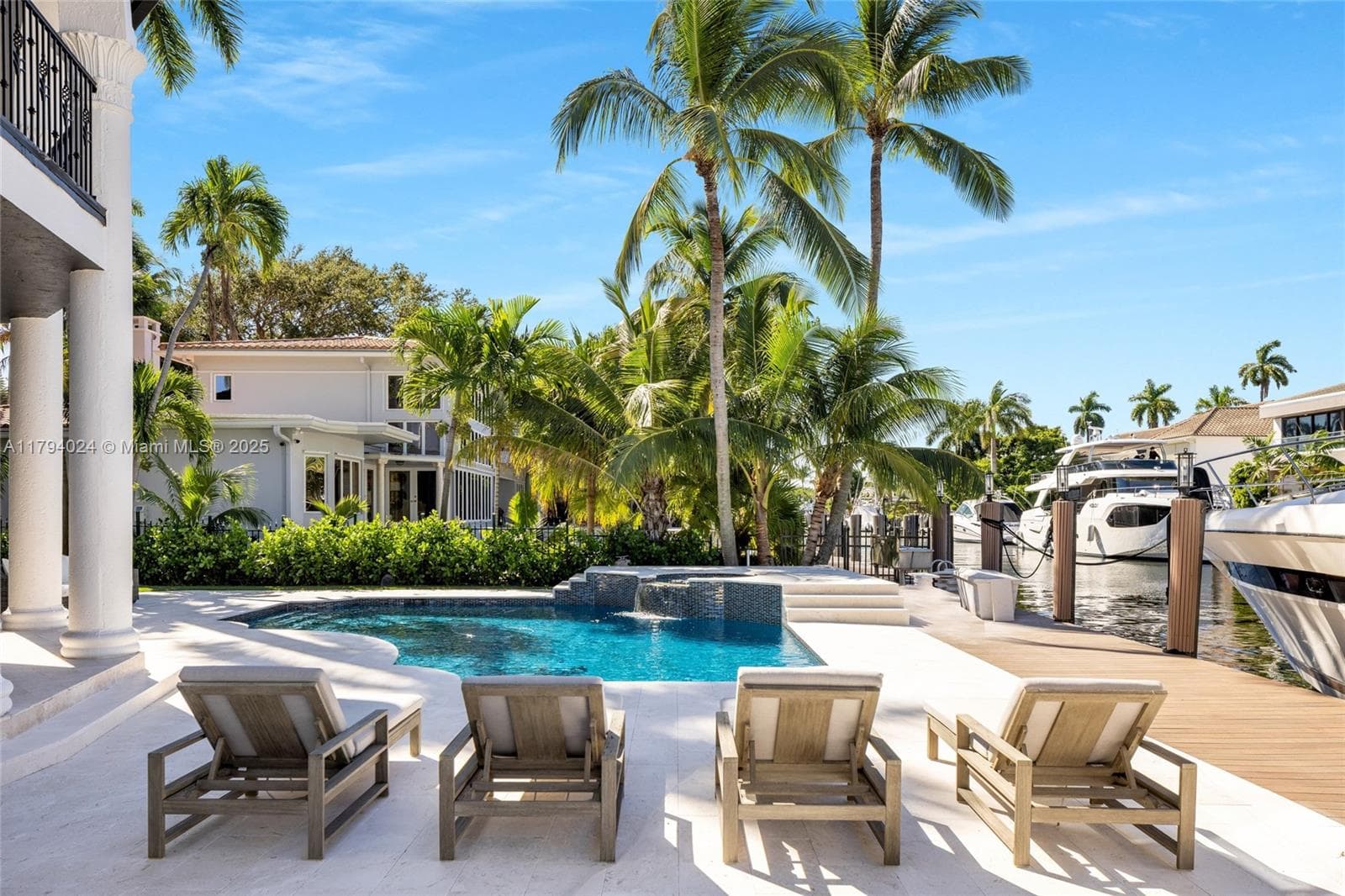511 San Marco Dr 4