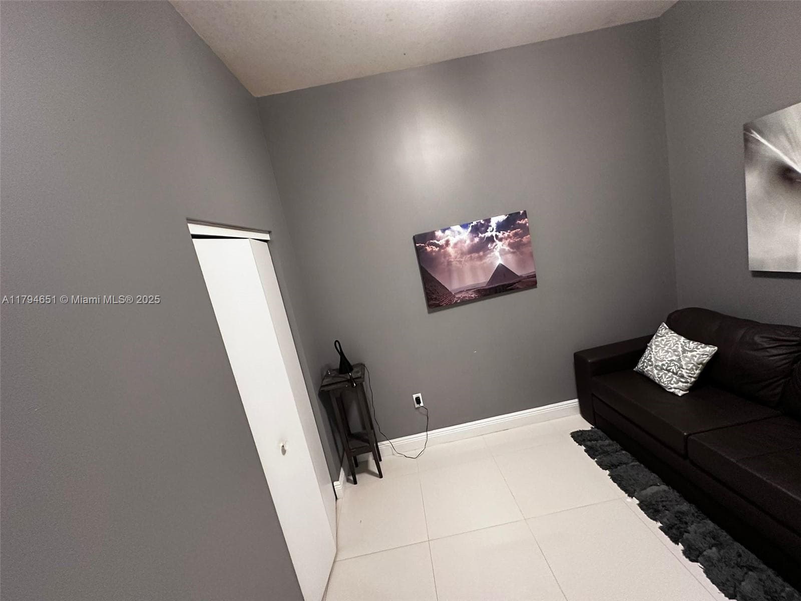 7930 East Dr 1007 photo 10