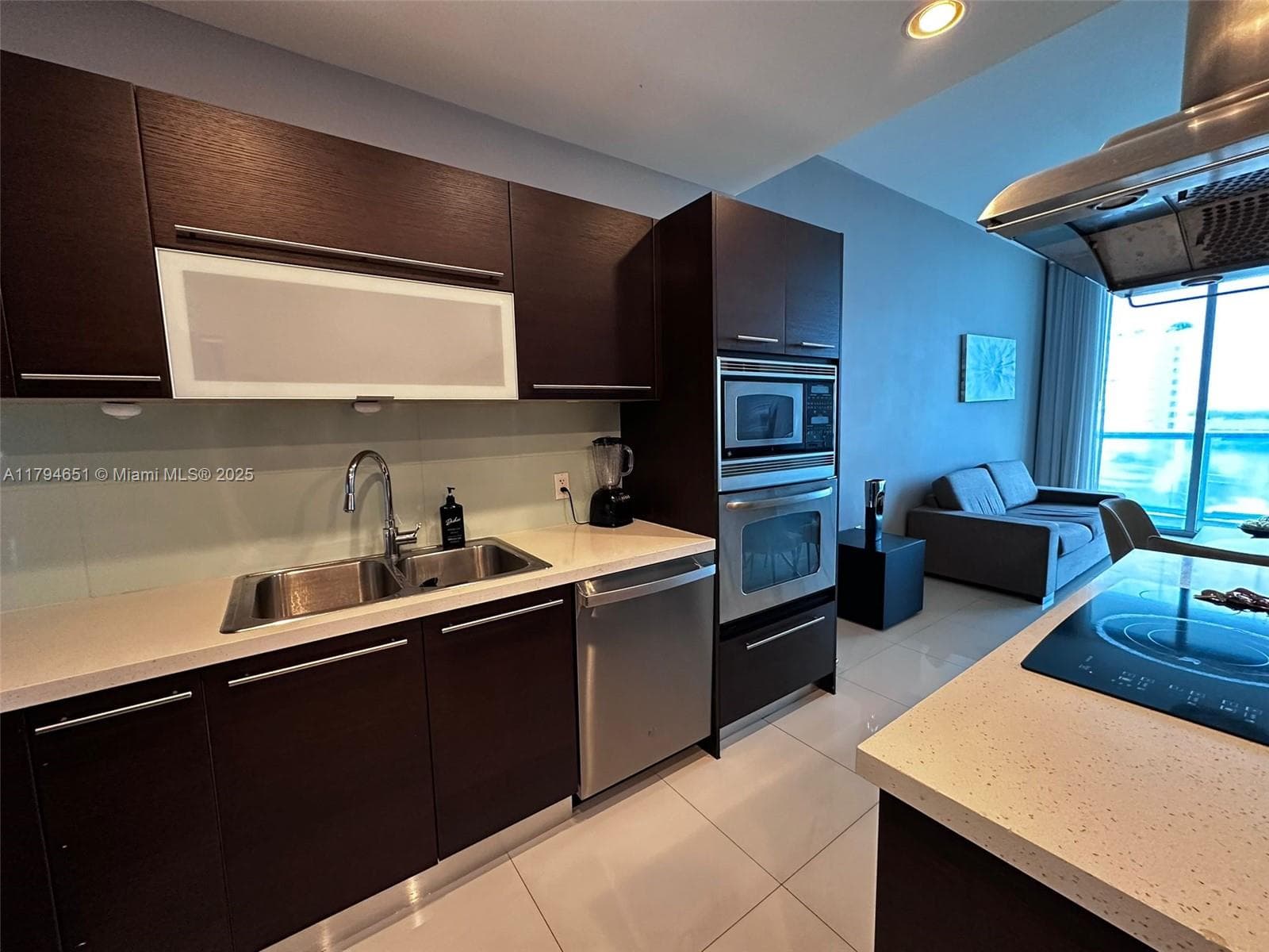 7930 East Dr 1007 photo 8