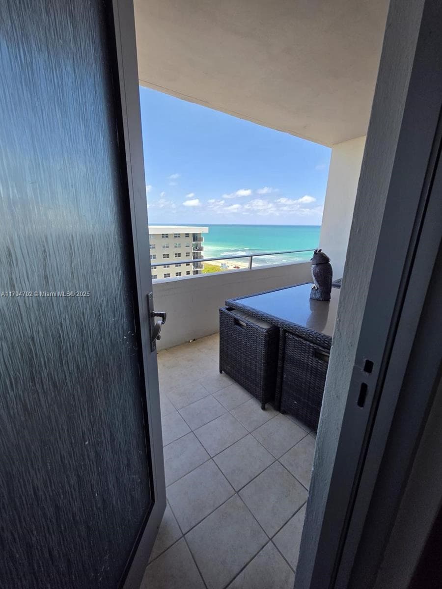 9225 Collins Ave 1409 photo 9