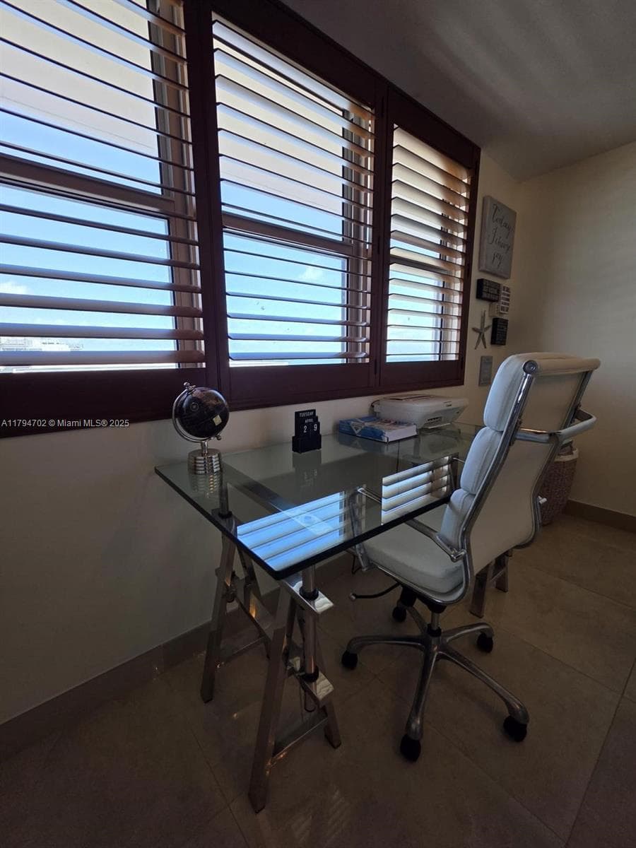 9225 Collins Ave 1409 photo 18