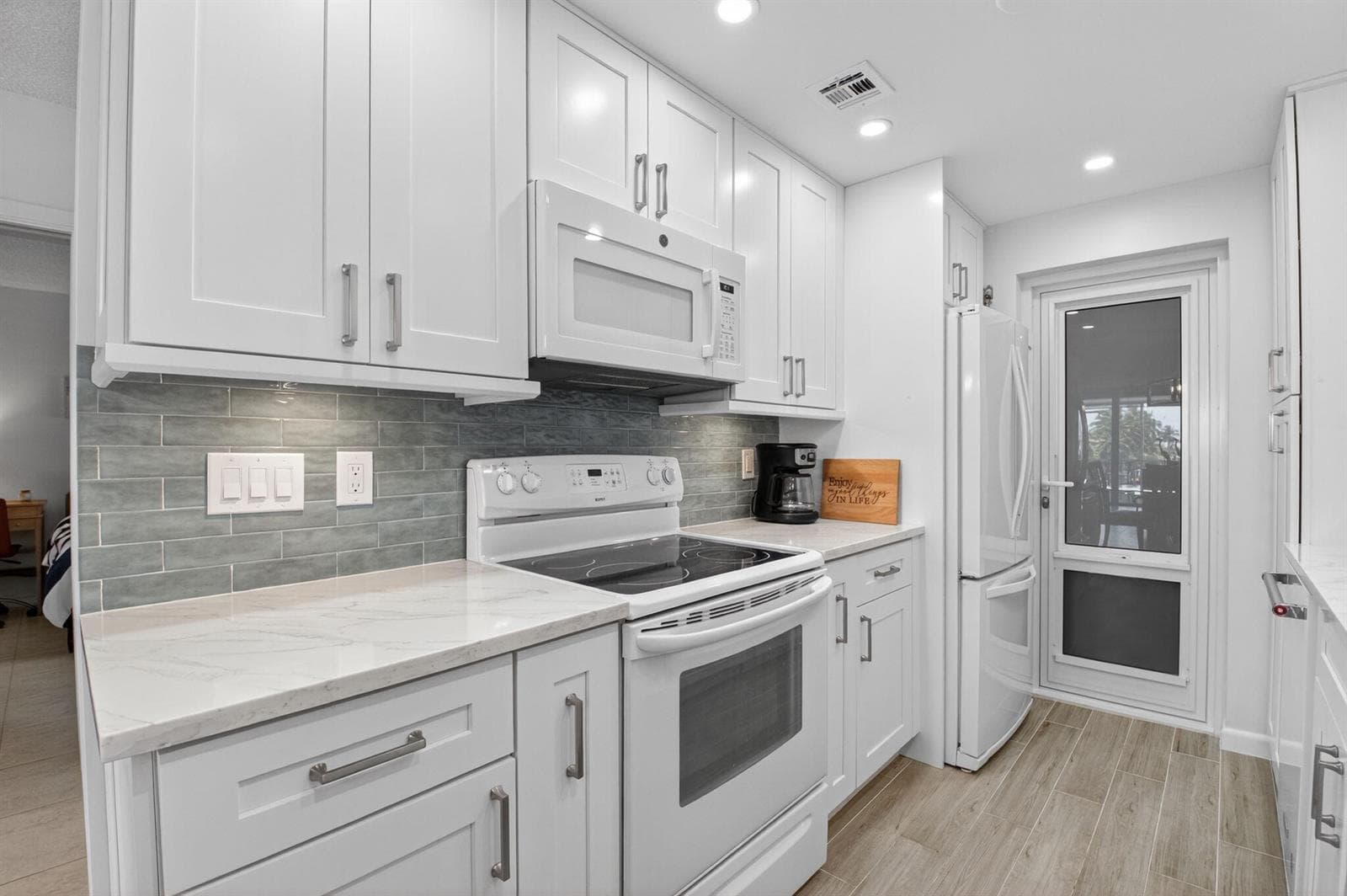 3100 S Ocean Boulevard 312 photo 13