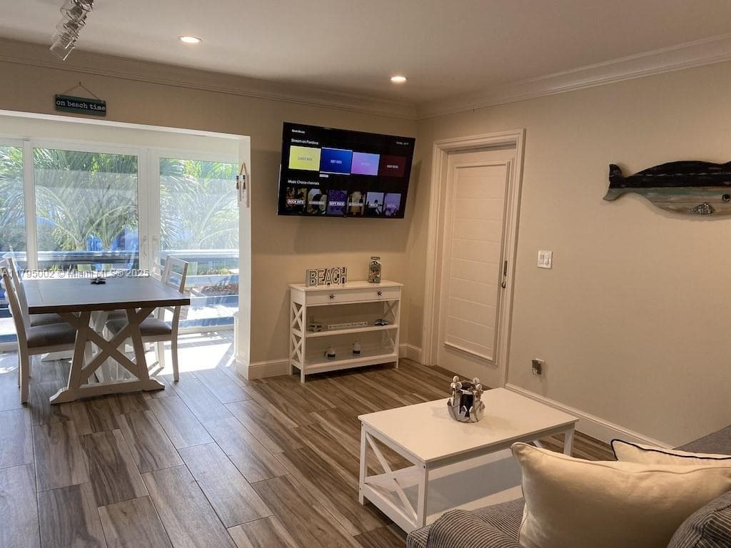 11000 S Ocean Dr 211 photo 6