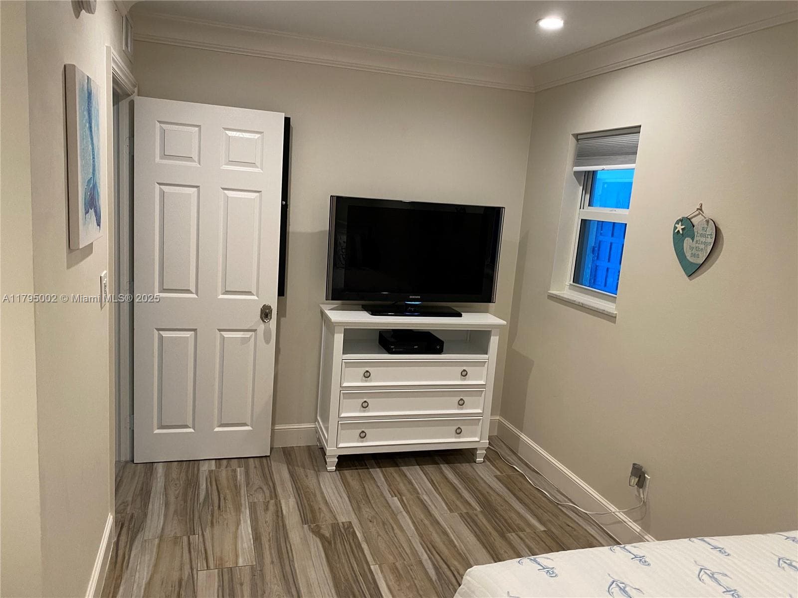 11000 S Ocean Dr 211 photo 9