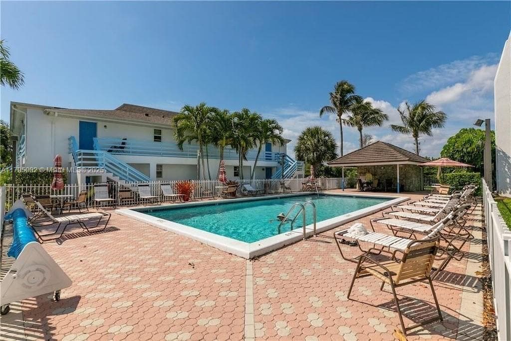11000 S Ocean Dr 211 photo 14