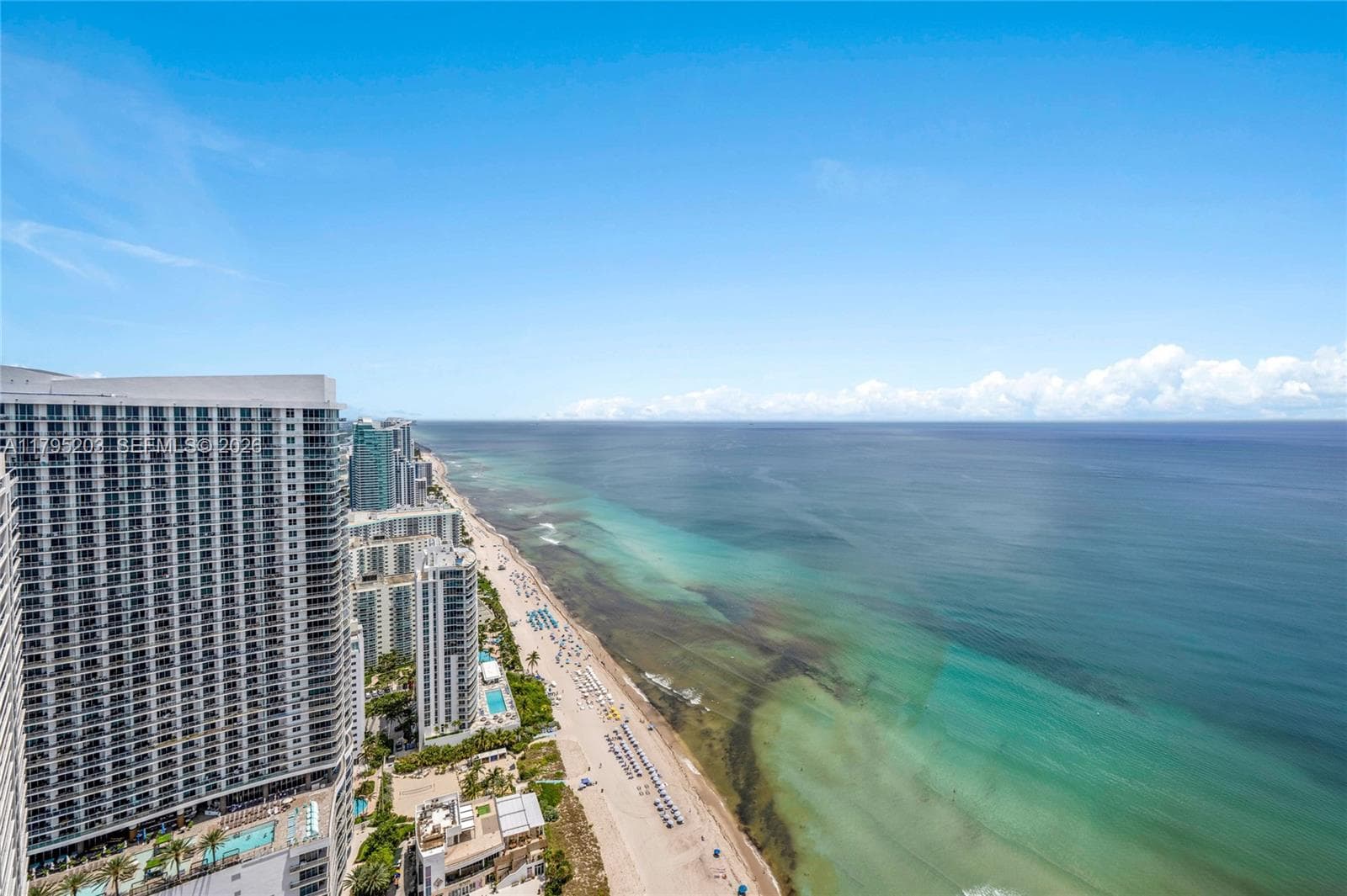 1830 S Ocean Dr 4712 photo 1