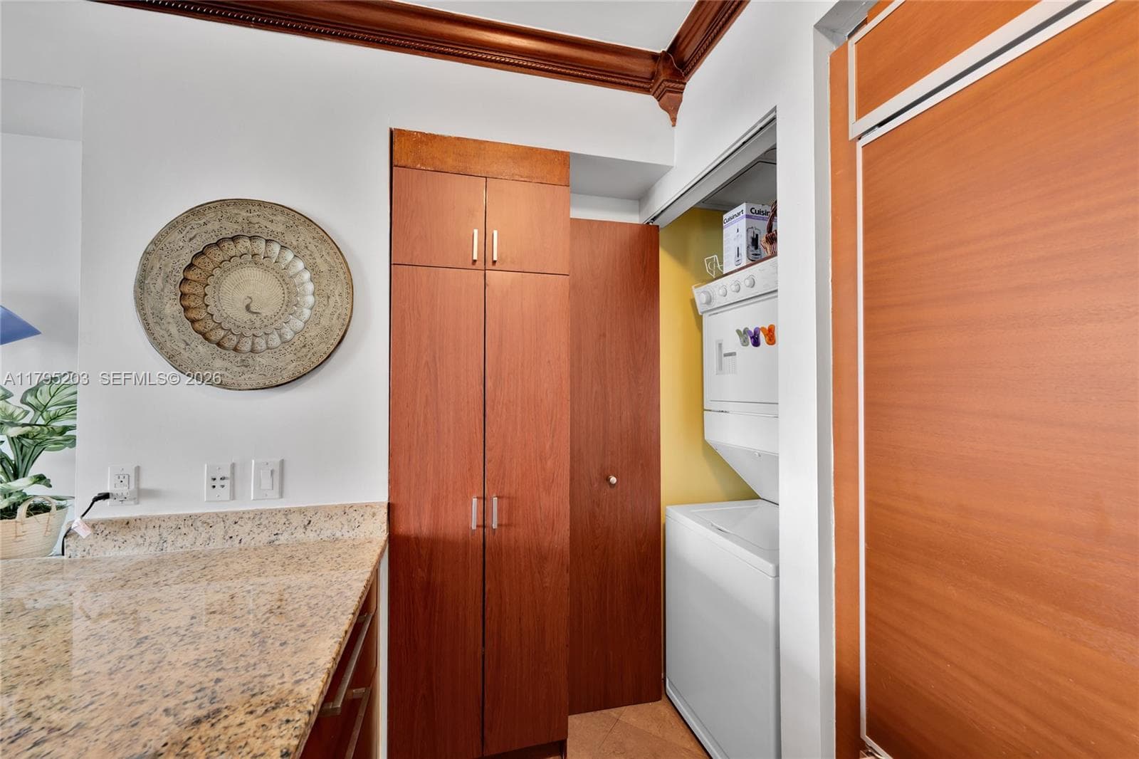 1830 S Ocean Dr 4712 photo 9