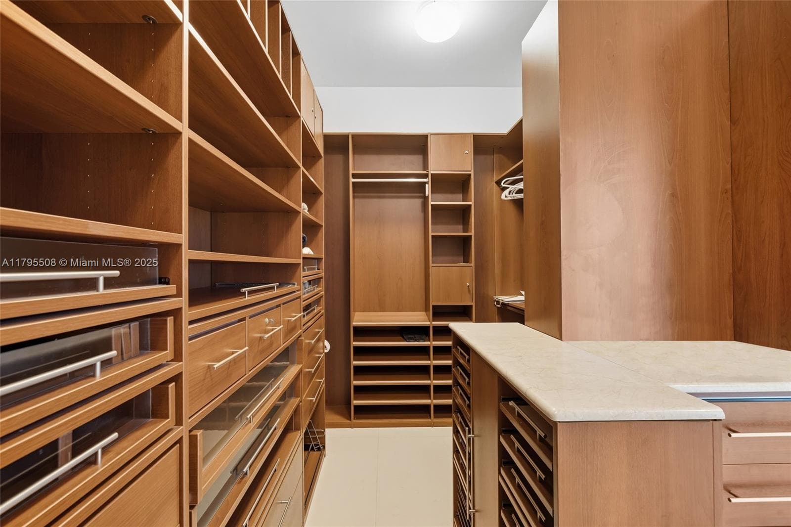 7141 Fisher Island Dr 7141 photo 23