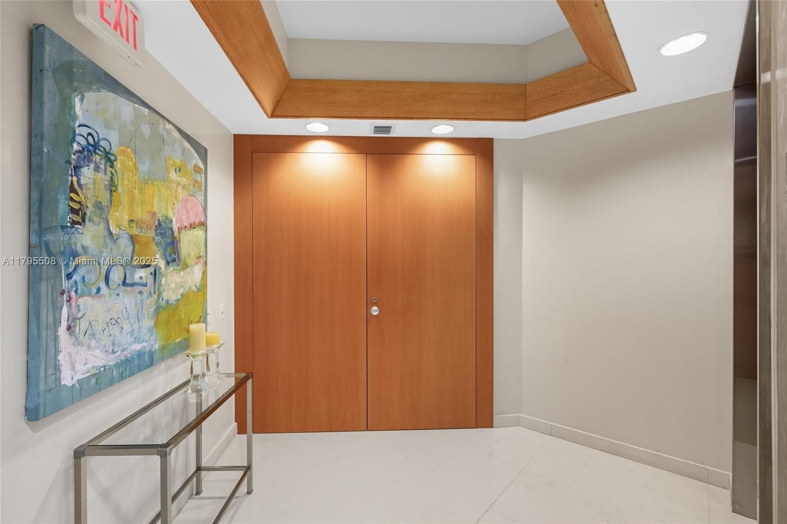 7141 Fisher Island Dr 7141 photo 3